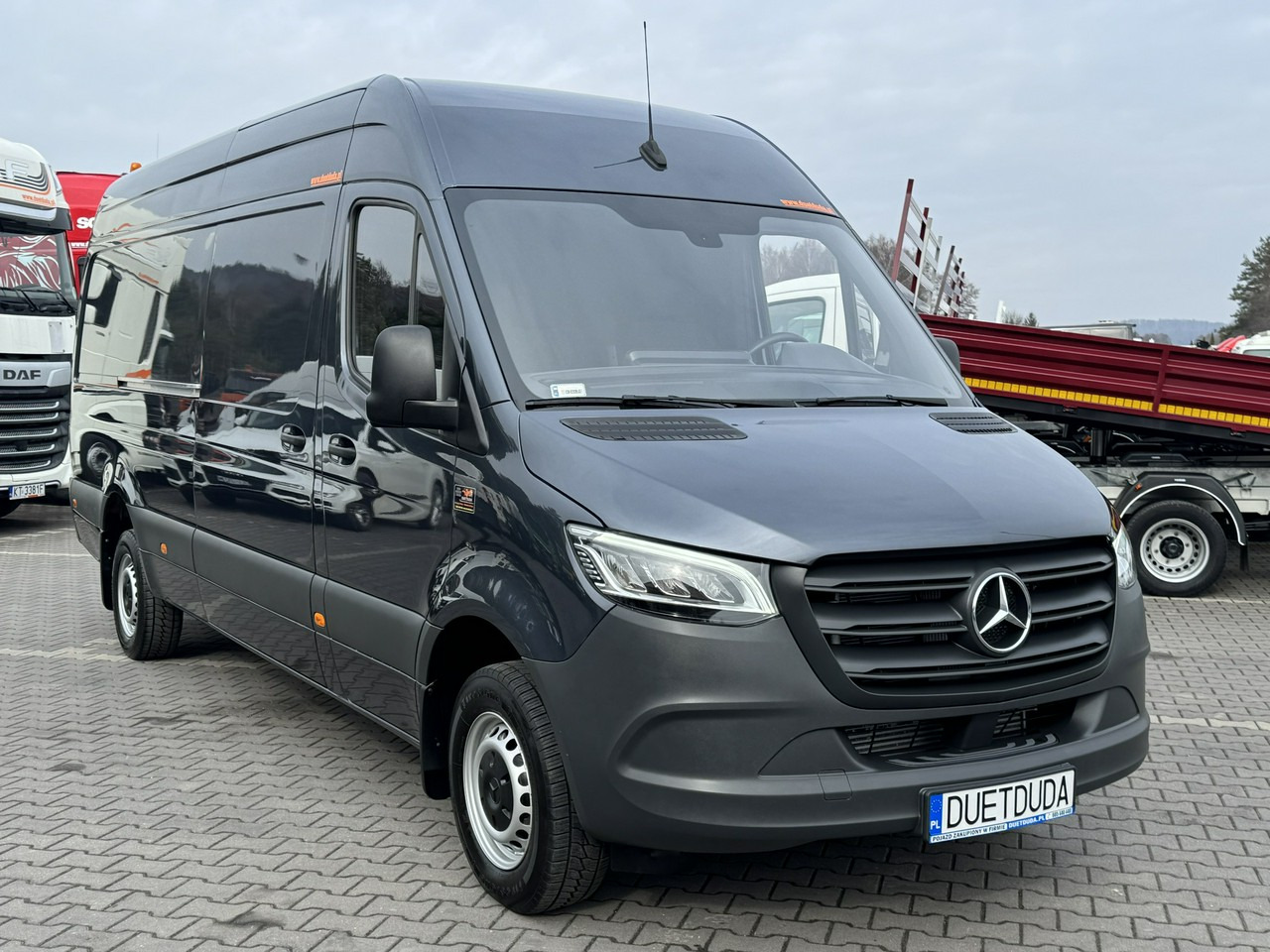 Mercedes 319 - Furgon: obrázek 4 Mercedes 319 - Furgon: obrázek 4
