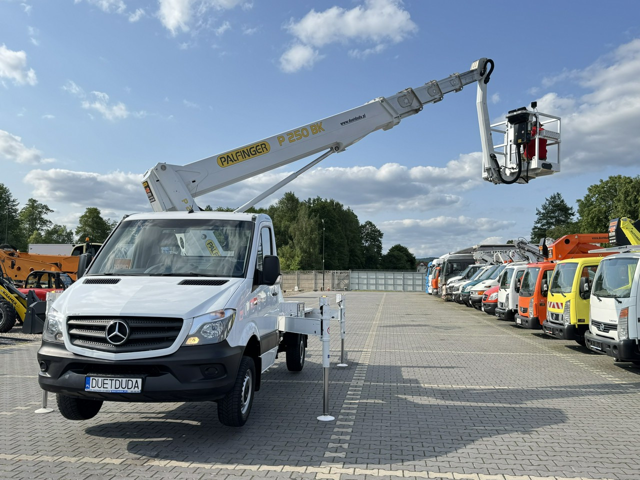 Mercedes Sprinter - Autoplošina: obrázek 4 Mercedes Sprinter - Autoplošina: obrázek 4
