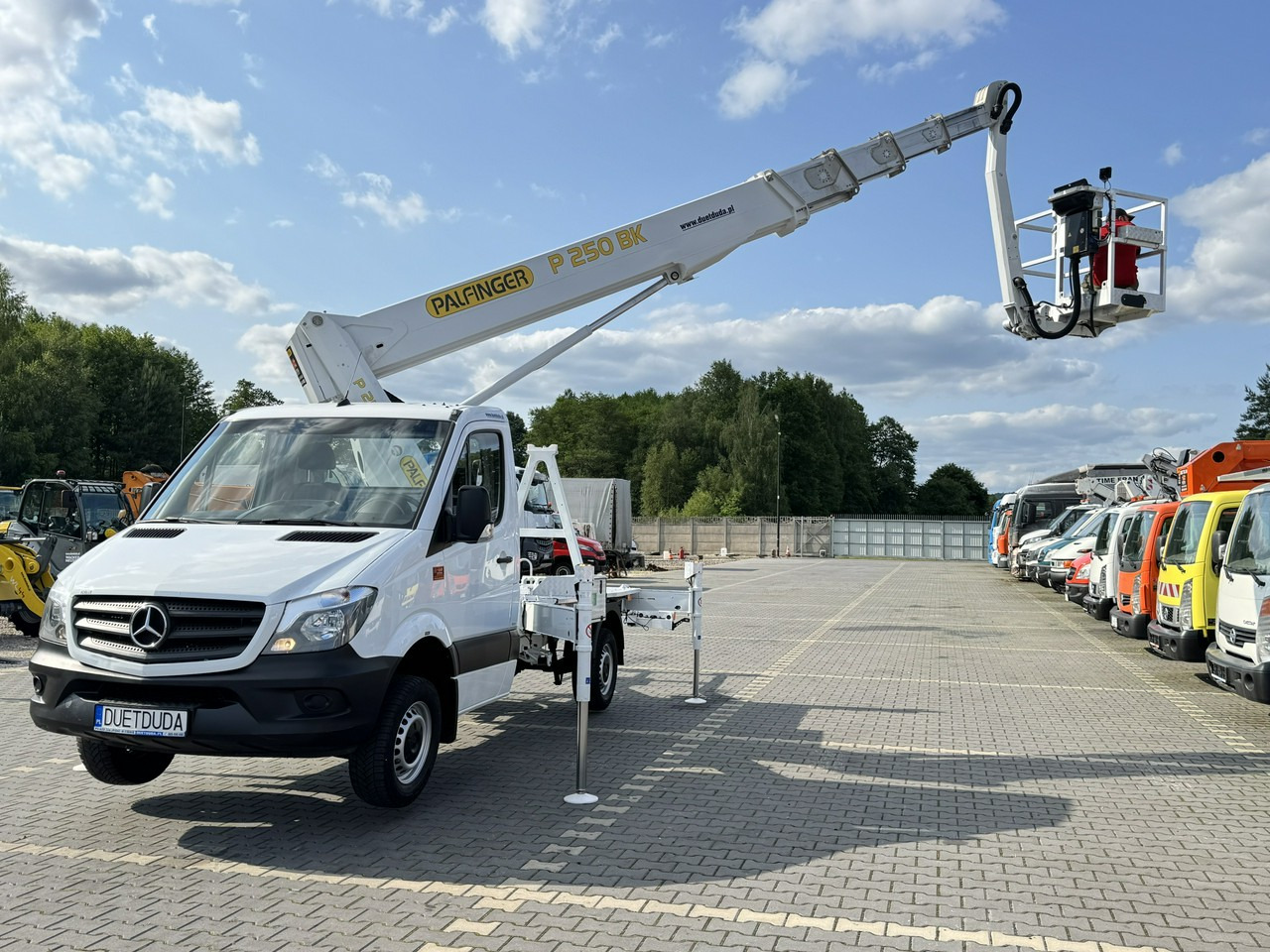 Mercedes Sprinter - Autoplošina: obrázek 2 Mercedes Sprinter - Autoplošina: obrázek 2