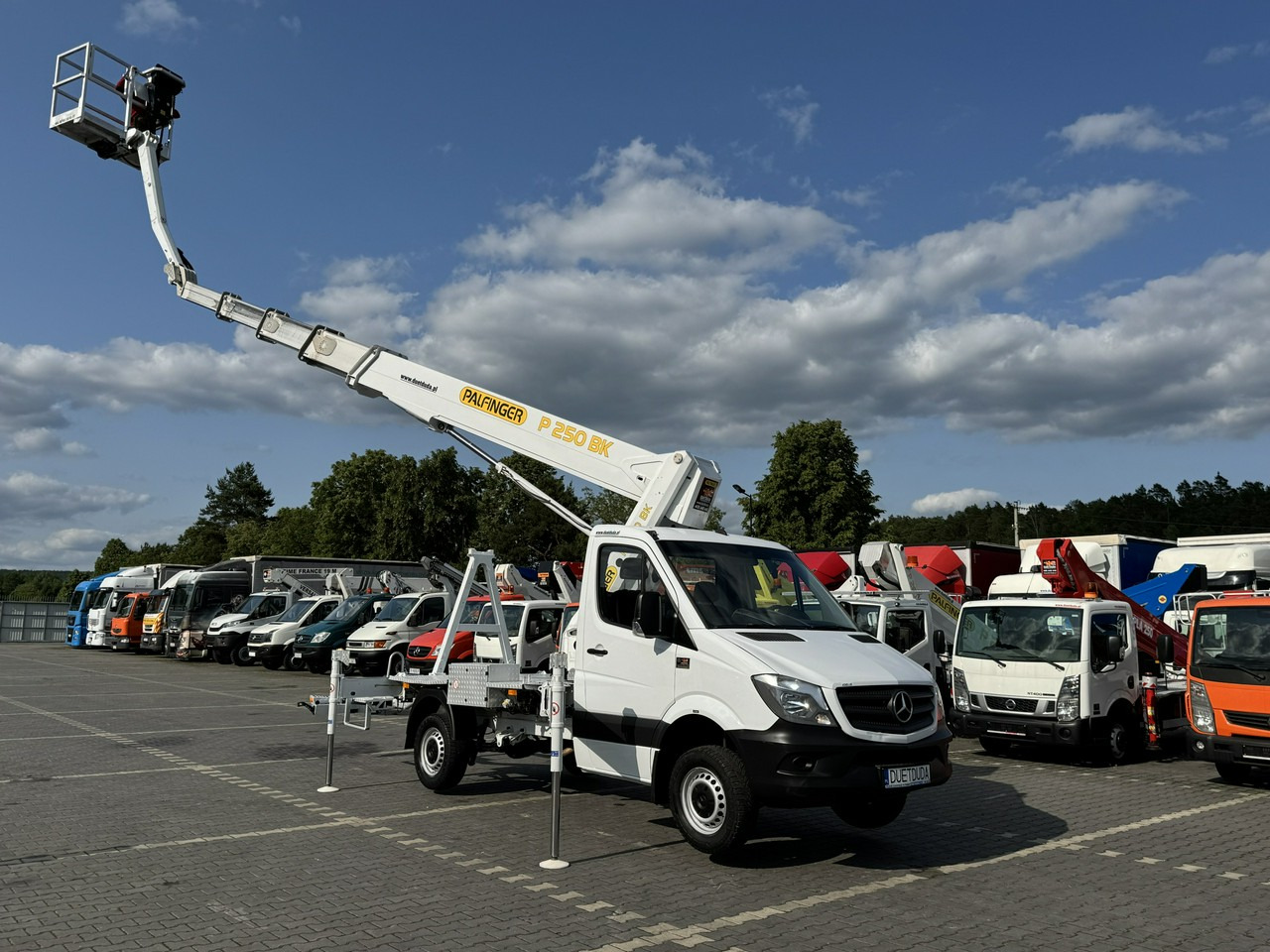 Mercedes Sprinter - Autoplošina: obrázek 3 Mercedes Sprinter - Autoplošina: obrázek 3