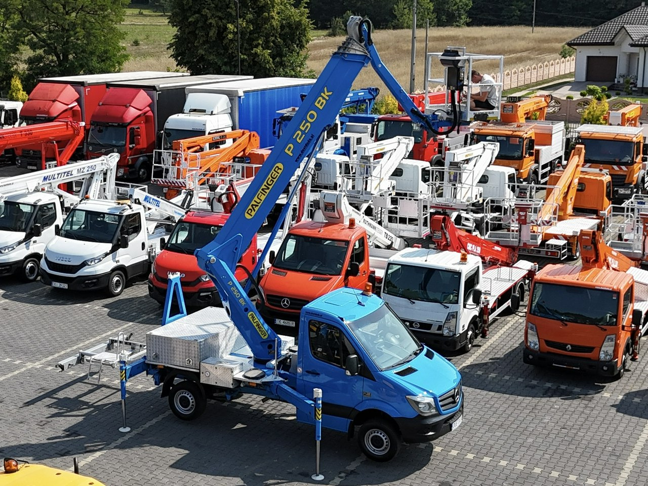 Mercedes Sprinter - Autoplošina: obrázek 5 Mercedes Sprinter - Autoplošina: obrázek 5