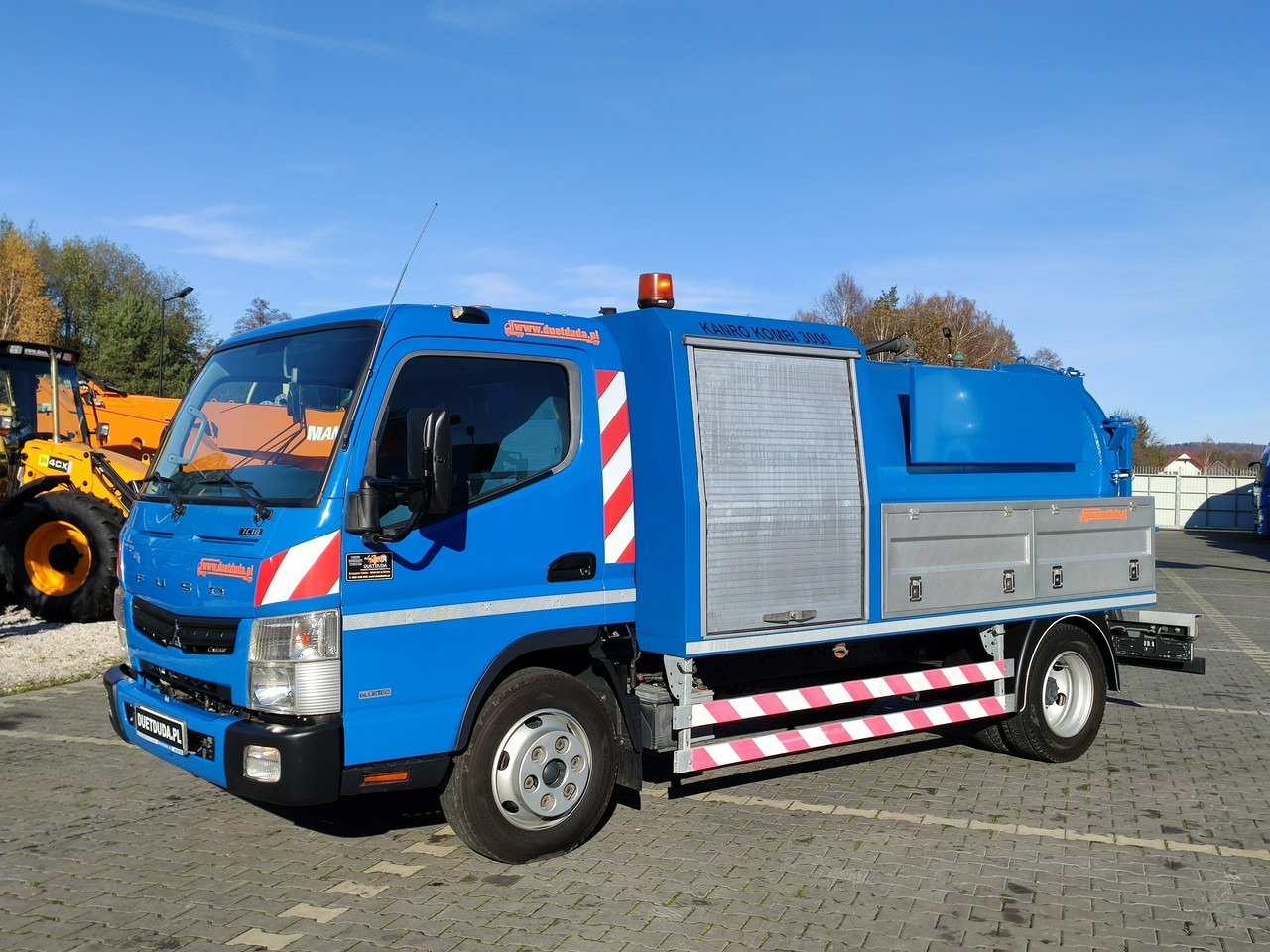 Mitsubishi Canter 7C18 3.0/150 KM Asenizcyjny - Čistič odpadových jam: obrázek 1 Mitsubishi Canter 7C18 3.0/150 KM Asenizcyjny - Čistič odpadových jam: obrázek 1