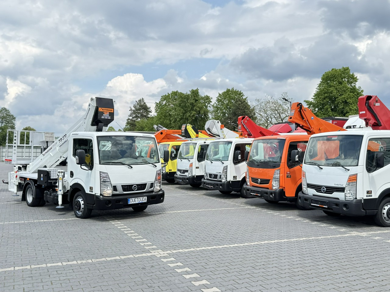 Nissan Cabstar - Autoplošina: obrázek 1 Nissan Cabstar - Autoplošina: obrázek 1