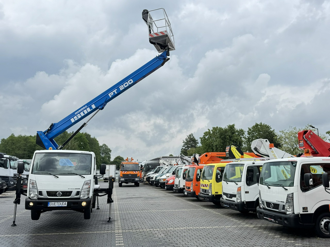 Nissan Cabstar - Autoplošina: obrázek 4 Nissan Cabstar - Autoplošina: obrázek 4
