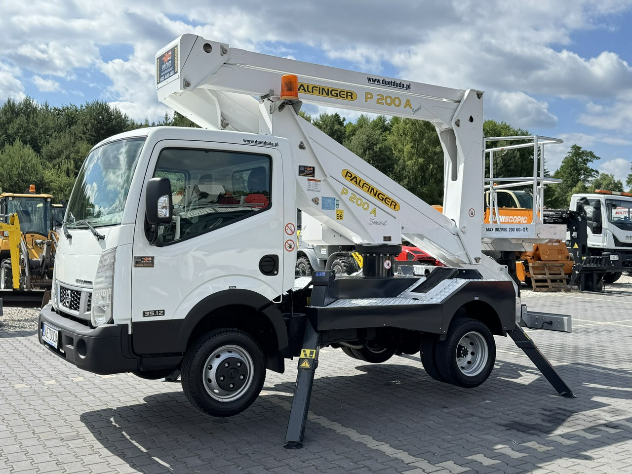 Nissan Cabstar - Autoplošina: obrázek 2 Nissan Cabstar - Autoplošina: obrázek 2