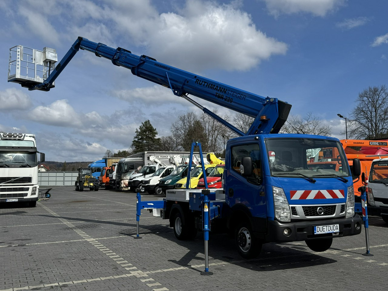 Nissan Cabstar - Autoplošina: obrázek 4 Nissan Cabstar - Autoplošina: obrázek 4