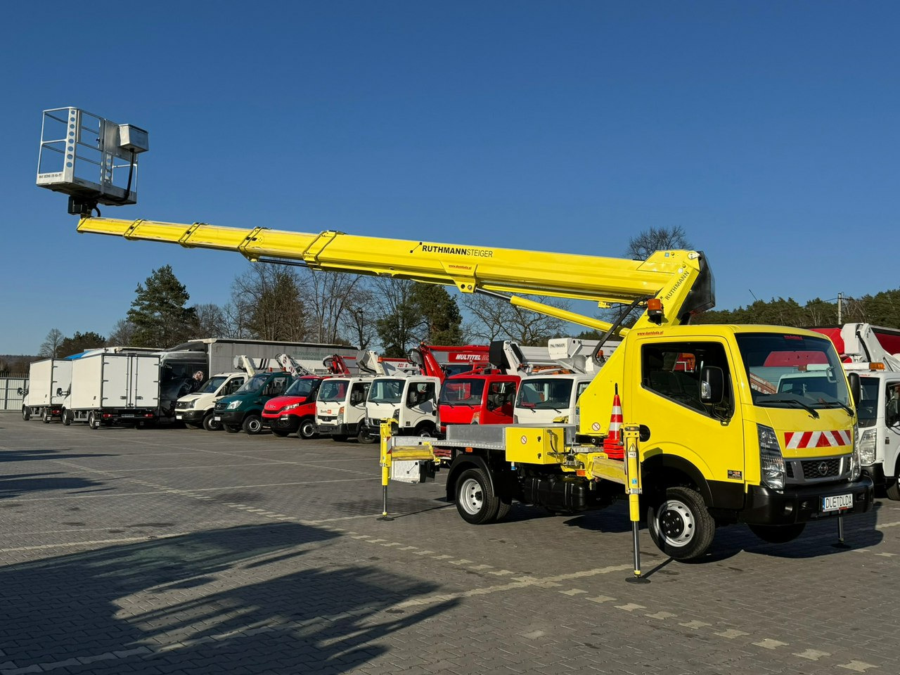 Nissan Cabstar - Autoplošina: obrázek 2 Nissan Cabstar - Autoplošina: obrázek 2