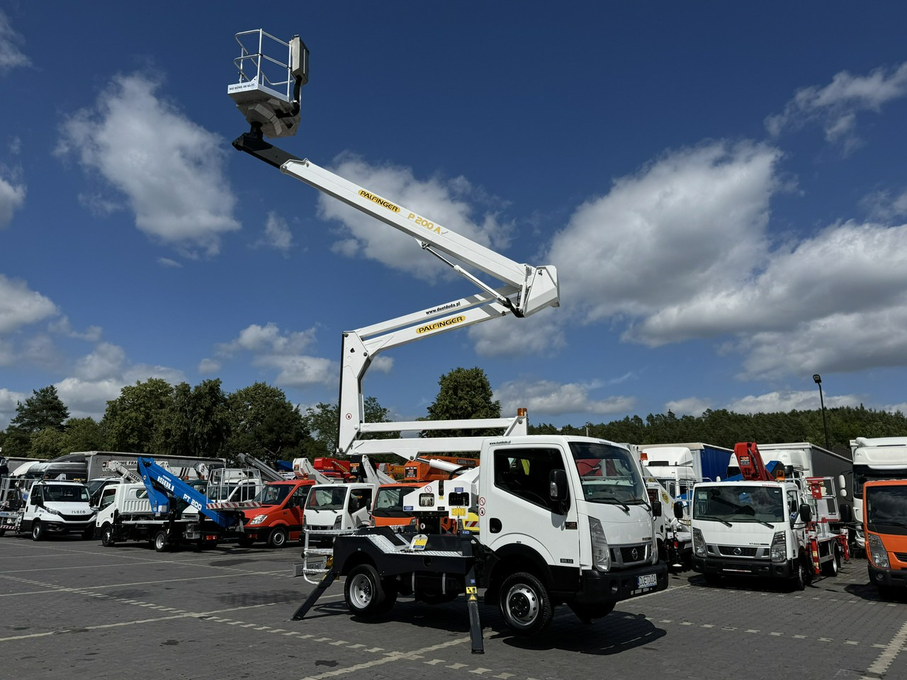 Nissan Cabstar - Autoplošina: obrázek 1 Nissan Cabstar - Autoplošina: obrázek 1