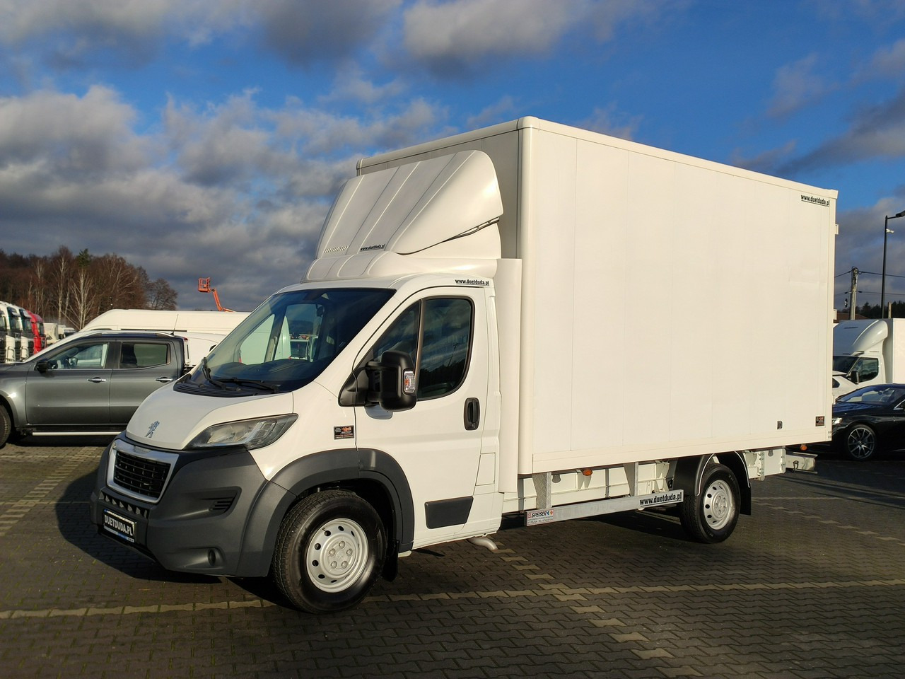 Peugeot Boxer - Dodávka skřín: obrázek 2 Peugeot Boxer - Dodávka skřín: obrázek 2