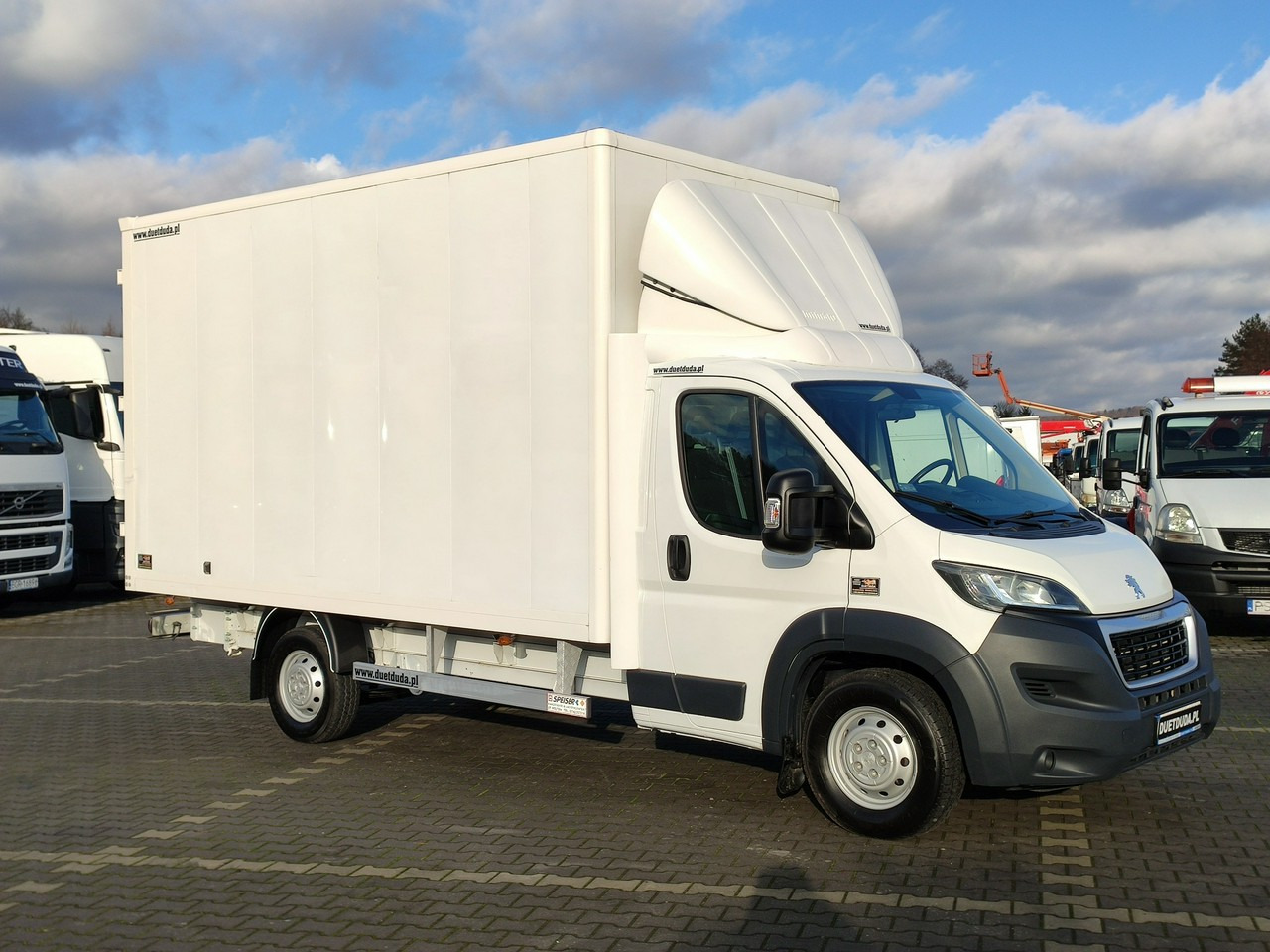 Peugeot Boxer - Dodávka skřín: obrázek 1 Peugeot Boxer - Dodávka skřín: obrázek 1