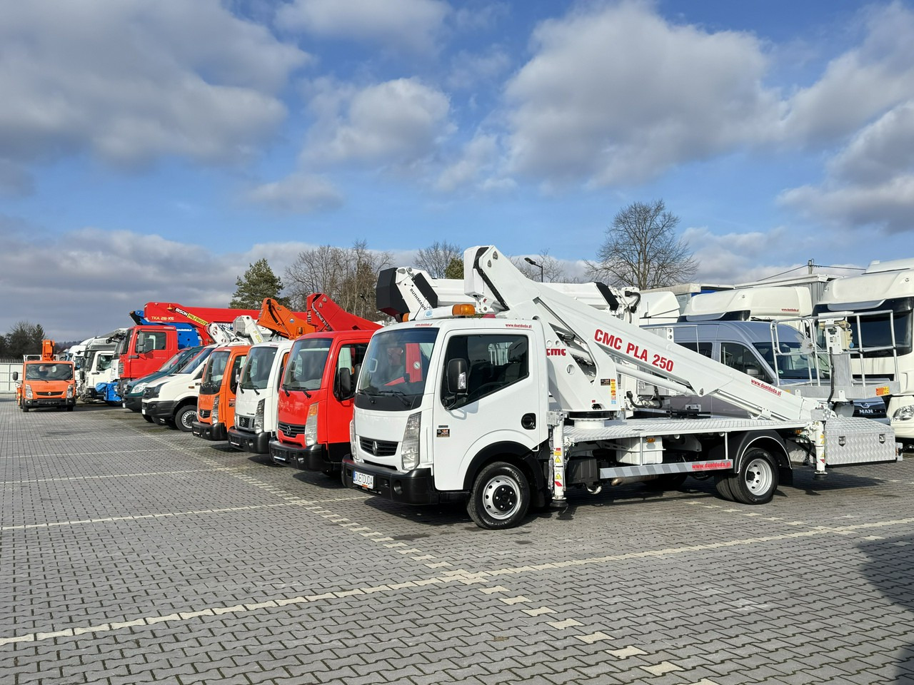 Renault Maxity - Autoplošina: obrázek 1 Renault Maxity - Autoplošina: obrázek 1