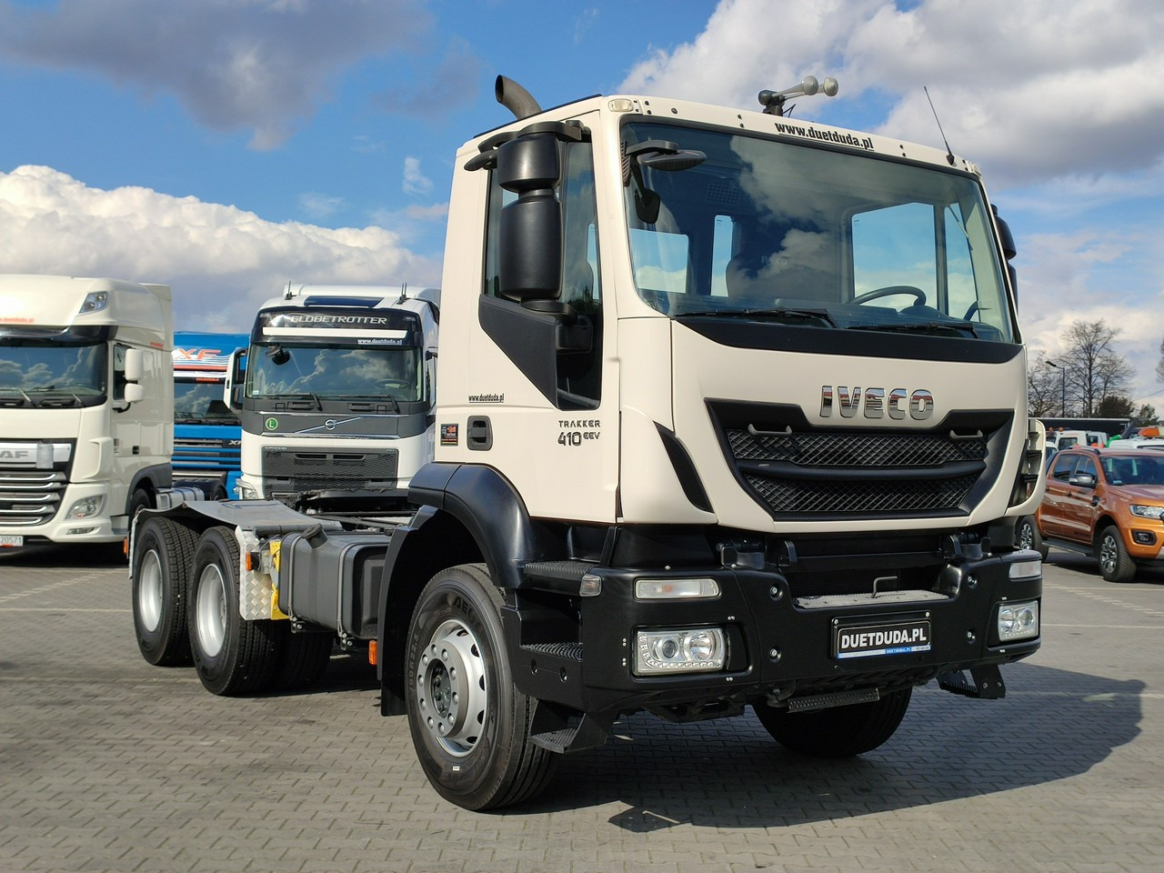Iveco Trakerr 26.410 6x4 Manual Mały Przebieg tylko-46000km - Tahač: obrázek 4 Iveco Trakerr 26.410 6x4 Manual Mały Przebieg tylko-46000km - Tahač: obrázek 4