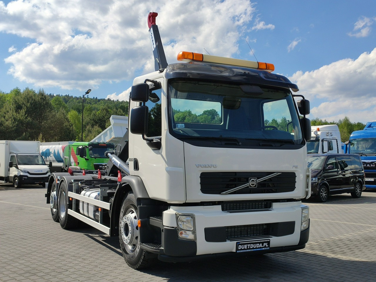 Volvo FE 26.300 Hakowiec Napęd 6x2 Oś Skrętna - Hákový nosič kontejnerů: obrázek 5 Volvo FE 26.300 Hakowiec Napęd 6x2 Oś Skrętna - Hákový nosič kontejnerů: obrázek 5