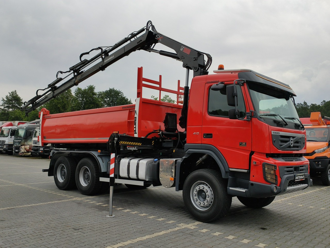 Volvo FMX 410 6x4 13L HDS Radiowy Hydroburta - Sklápěč, Auto s hydraulickou rukou: obrázek 4 Volvo FMX 410 6x4 13L HDS Radiowy Hydroburta - Sklápěč, Auto s hydraulickou rukou: obrázek 4