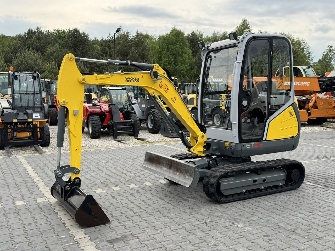 Wacker Neuson ET 24 Mało Używana Przepracowane tylko 800mth - Mini rýpadlo: obrázek 2 Wacker Neuson ET 24 Mało Używana Przepracowane tylko 800mth - Mini rýpadlo: obrázek 2