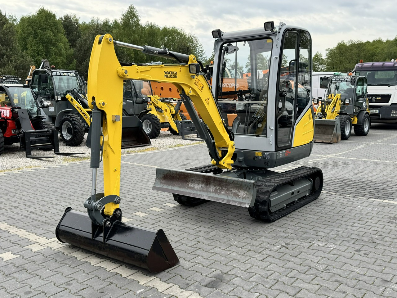 Wacker Neuson ET 24 Mało Używana Przepracowane tylko 800mth - Mini rýpadlo: obrázek 3 Wacker Neuson ET 24 Mało Używana Przepracowane tylko 800mth - Mini rýpadlo: obrázek 3