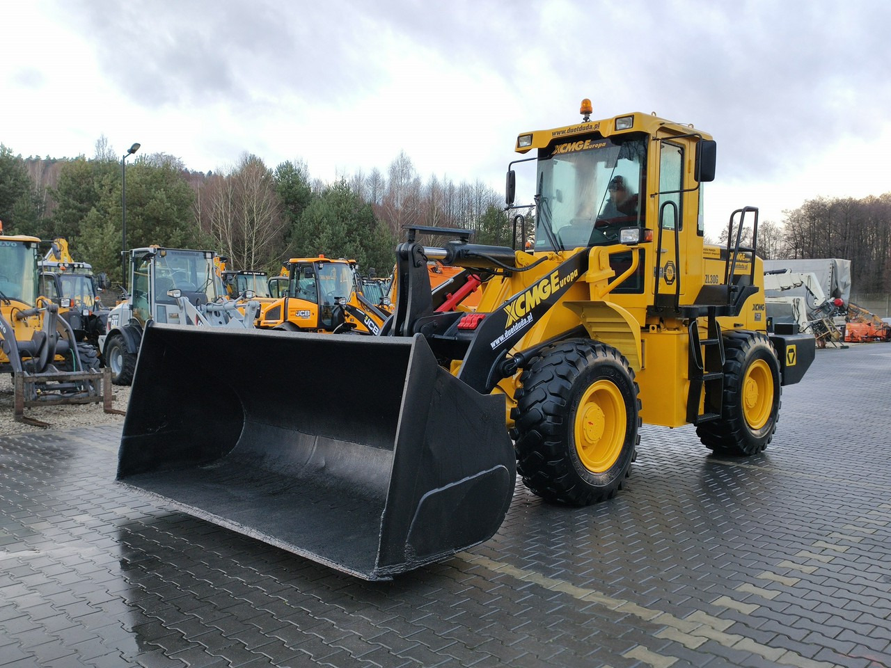 XCMG ZL 30G Centralne smarowanie Klimatyzacja 10T Super Stan !!! - Kolový nakladač: obrázek 5 XCMG ZL 30G Centralne smarowanie Klimatyzacja 10T Super Stan !!! - Kolový nakladač: obrázek 5