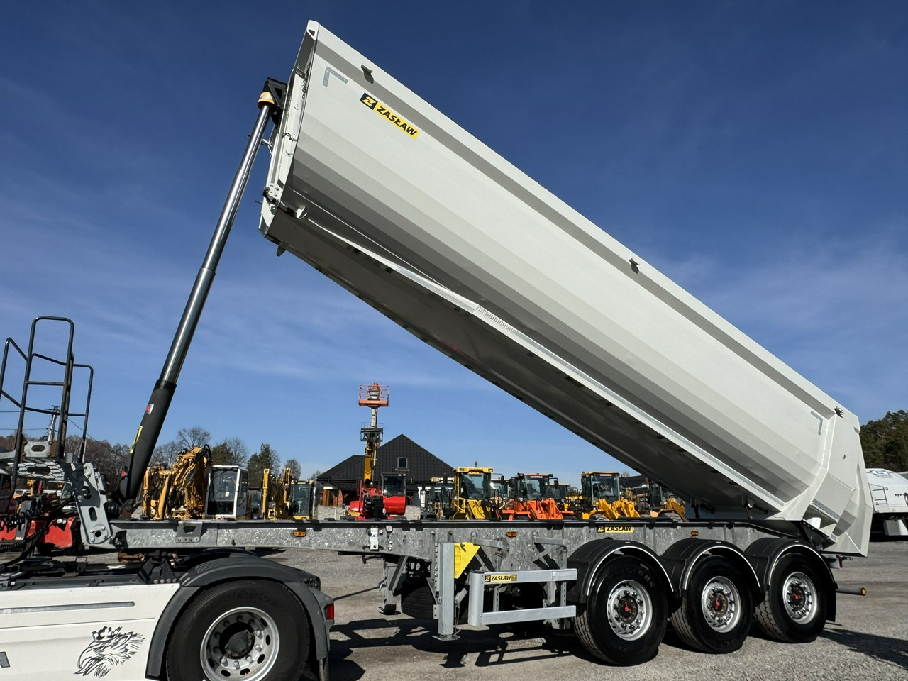 Zasław D-653A Mulda Stalowa Hardox 30m - Sklápěcí návěs: obrázek 2 Zasław D-653A Mulda Stalowa Hardox 30m - Sklápěcí návěs: obrázek 2