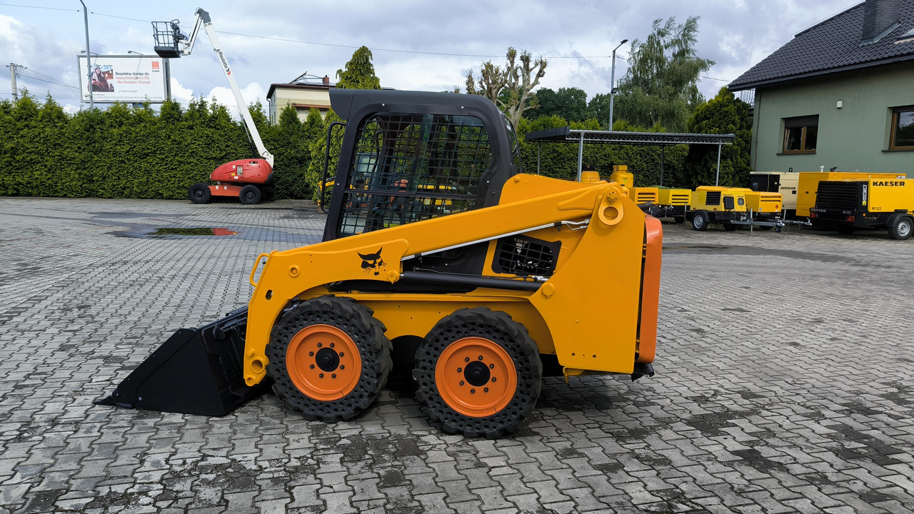 BOBCAT S450 - Smykový nakladač: obrázek 4 BOBCAT S450 - Smykový nakladač: obrázek 4
