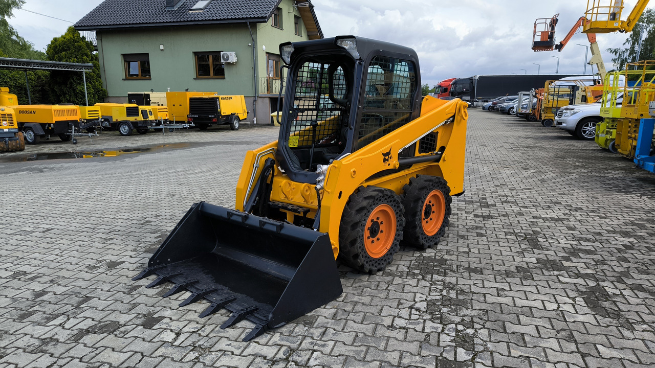 BOBCAT S450 - Smykový nakladač: obrázek 3 BOBCAT S450 - Smykový nakladač: obrázek 3