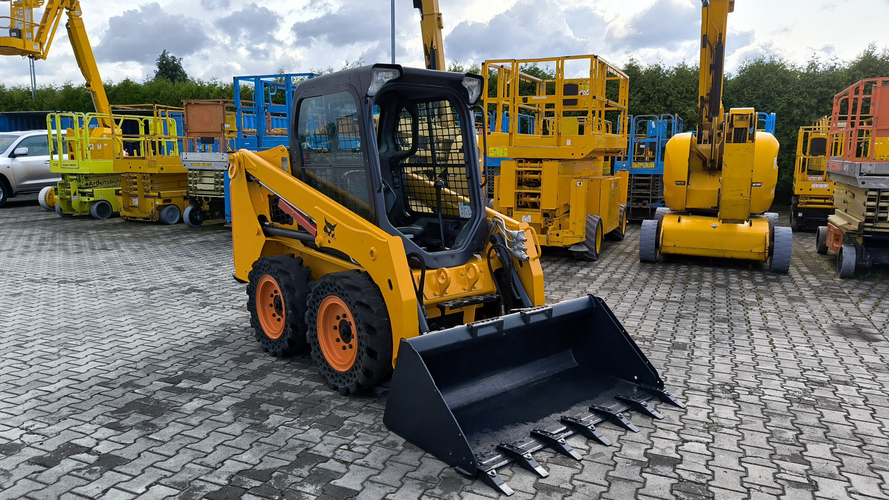 BOBCAT S450 - Smykový nakladač: obrázek 1 BOBCAT S450 - Smykový nakladač: obrázek 1