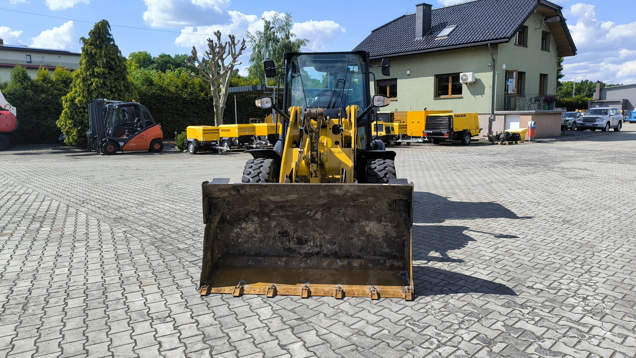CATERPILLAR 906 M - Kolový nakladač: obrázek 3 CATERPILLAR 906 M - Kolový nakladač: obrázek 3