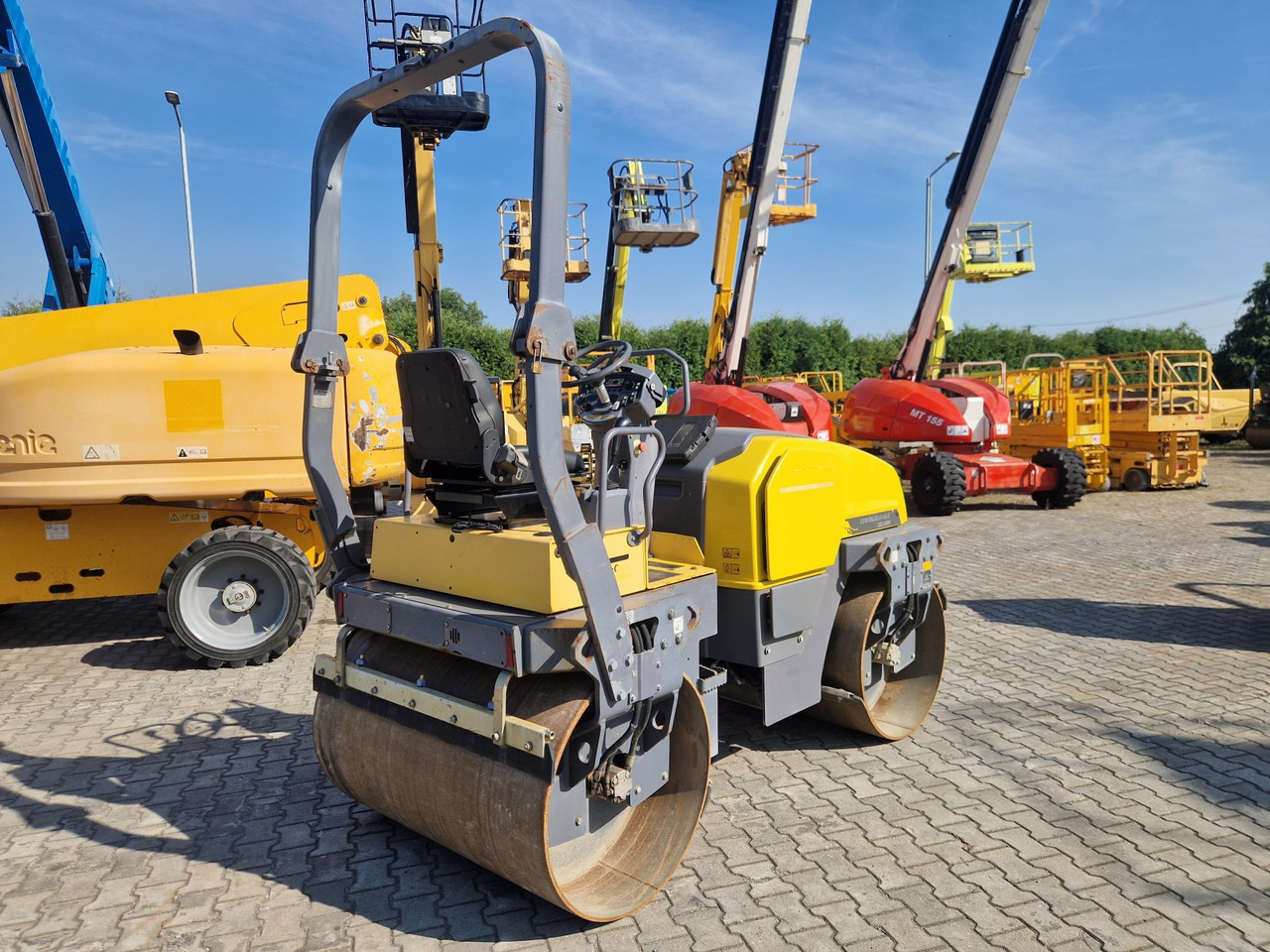 DYNAPAC CC 1300 - Válec: obrázek 4 DYNAPAC CC 1300 - Válec: obrázek 4