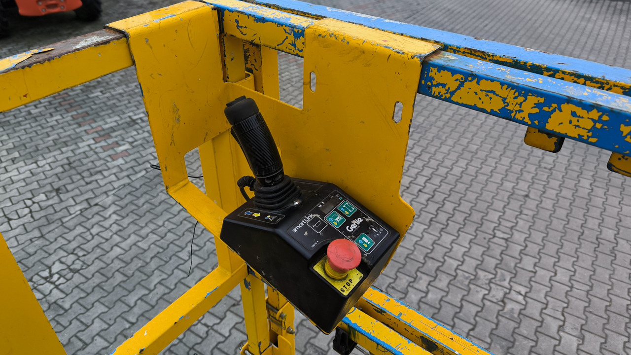 Nůžková plošina GENIE GS 4069 DC: obrázek 19