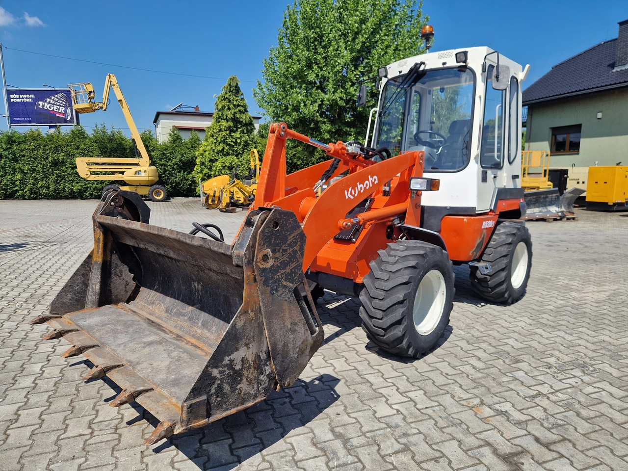 KUBOTA R520N - Kolový nakladač: obrázek 5 KUBOTA R520N - Kolový nakladač: obrázek 5