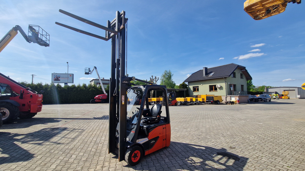 LINDE E 14 EVO - Elektrický vysokozdvižný vozík: obrázek 3 LINDE E 14 EVO - Elektrický vysokozdvižný vozík: obrázek 3