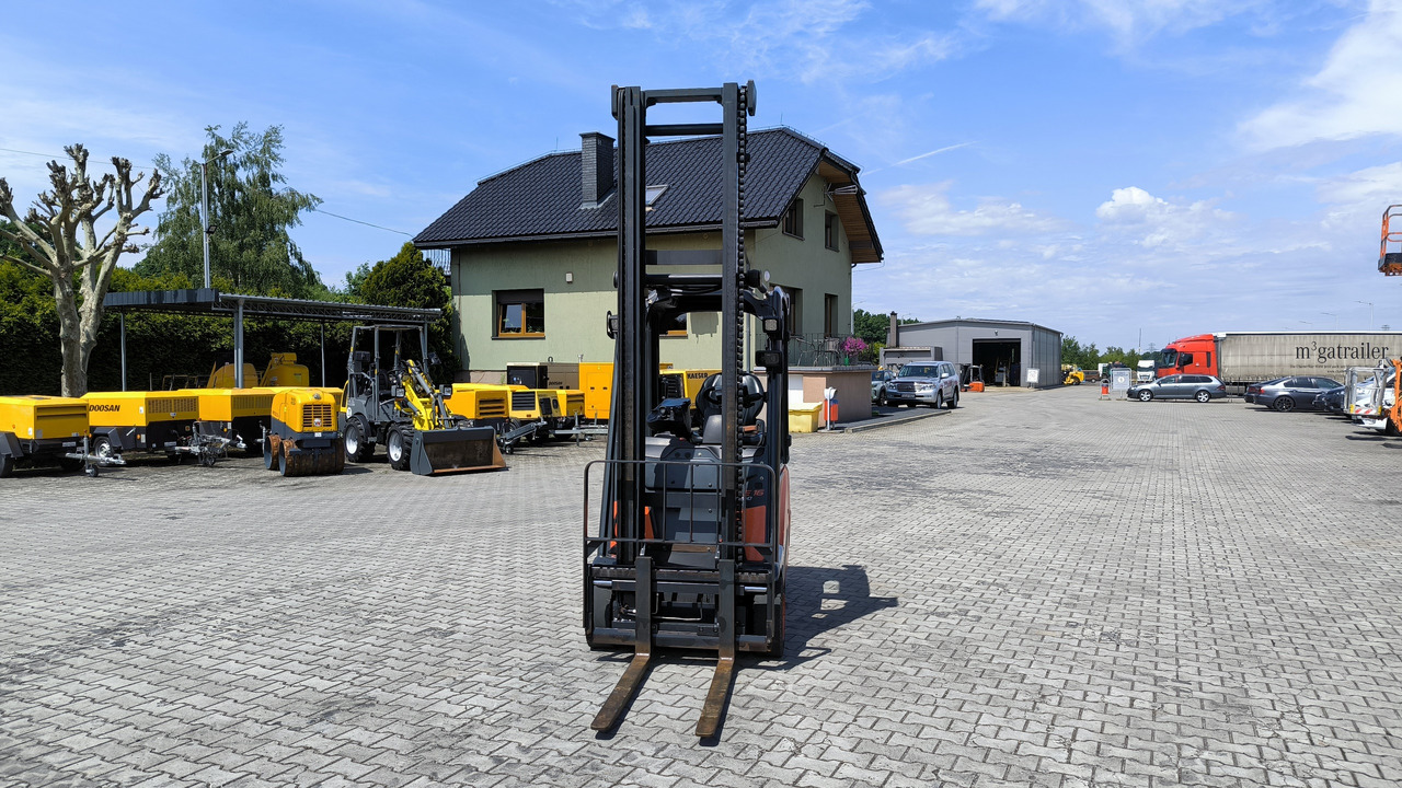 LINDE E 16 PH – 02 - Elektrický vysokozdvižný vozík: obrázek 2 LINDE E 16 PH – 02 - Elektrický vysokozdvižný vozík: obrázek 2
