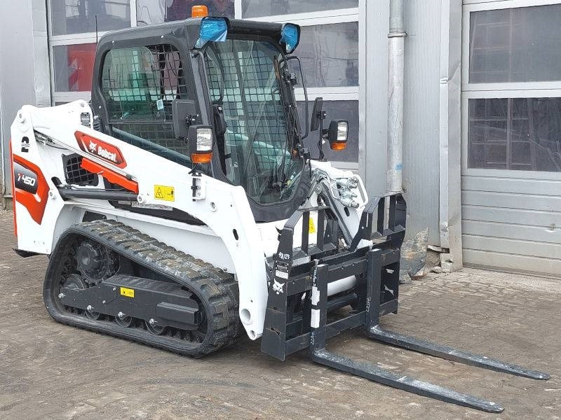 Bobcat T 450 - Smykem řízený nakladač pásový: obrázek 4 Bobcat T 450 - Smykem řízený nakladač pásový: obrázek 4