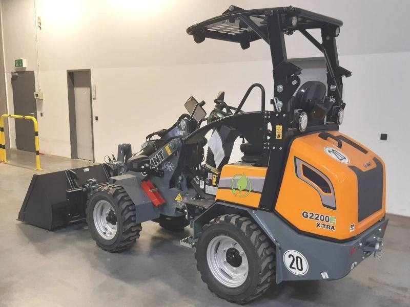 Giant G 2200 E X-Tra Elektro / electric - Smykový nakladač: obrázek 3 Giant G 2200 E X-Tra Elektro / electric - Smykový nakladač: obrázek 3