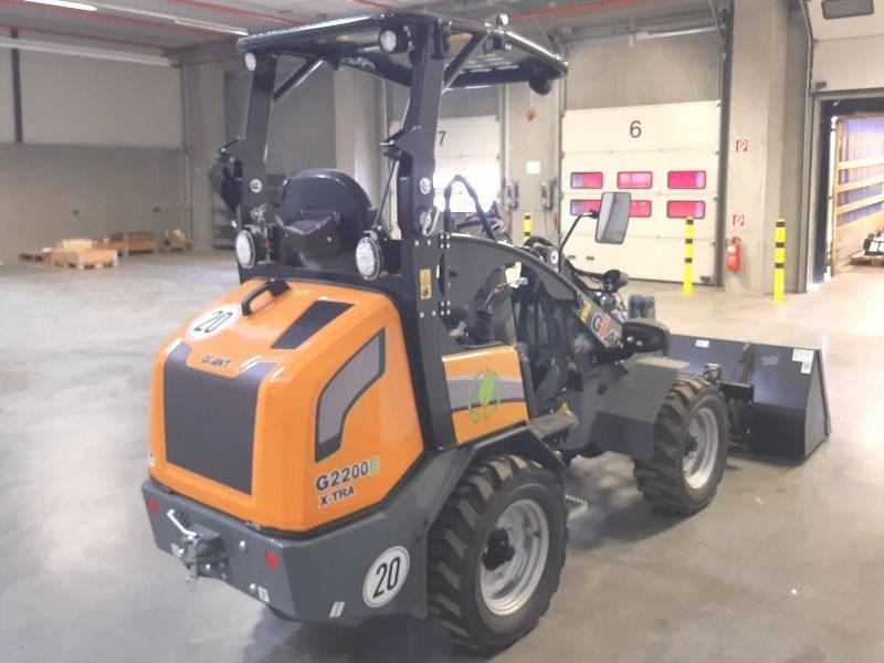 Giant G 2200 E X-Tra Elektro / electric - Smykový nakladač: obrázek 4 Giant G 2200 E X-Tra Elektro / electric - Smykový nakladač: obrázek 4