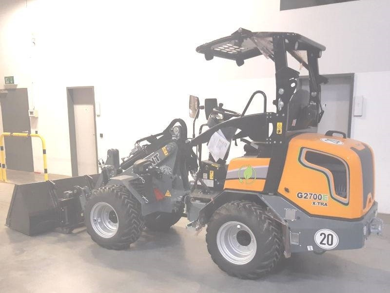 Giant G 2700 E X-Tra Elektro / electric - Smykový nakladač: obrázek 3 Giant G 2700 E X-Tra Elektro / electric - Smykový nakladač: obrázek 3