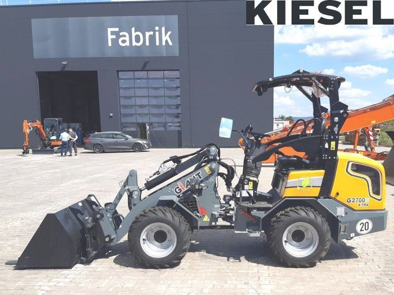 Giant G 2700 E X-Tra Elektro / electric - Smykový nakladač: obrázek 1 Giant G 2700 E X-Tra Elektro / electric - Smykový nakladač: obrázek 1