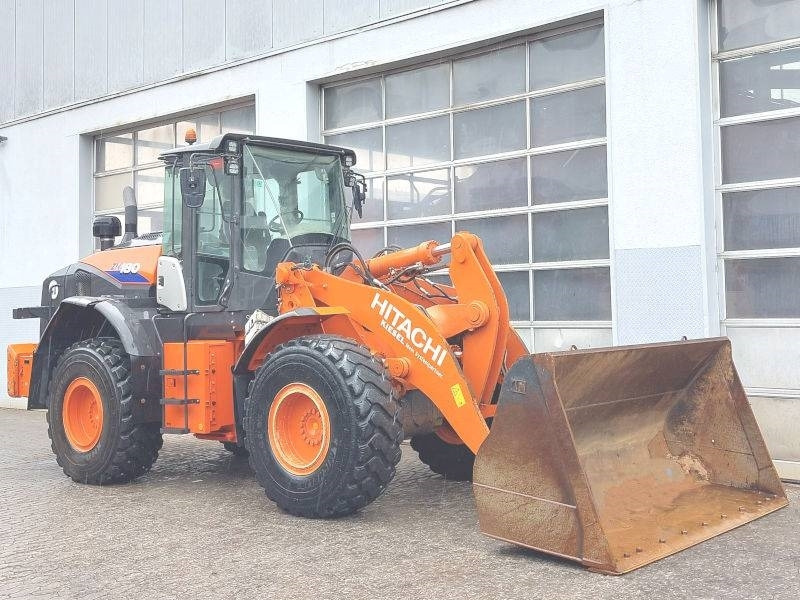 Hitachi ZW 180-6 - Kolový nakladač: obrázek 4 Hitachi ZW 180-6 - Kolový nakladač: obrázek 4