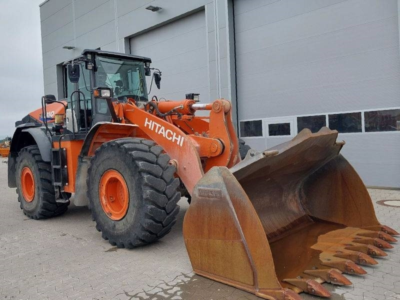 Hitachi ZW 310-6  - Kolový nakladač: obrázek 4 Hitachi ZW 310-6  - Kolový nakladač: obrázek 4