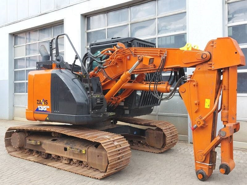 Hitachi ZX 135 US-6 Short reach front tunnel excavator - Pásové rýpadlo: obrázek 4 Hitachi ZX 135 US-6 Short reach front tunnel excavator - Pásové rýpadlo: obrázek 4