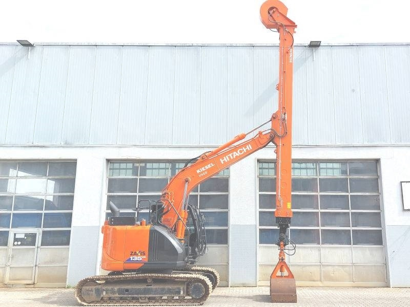 Hitachi ZX 135 US-6 Teledipper - Pásové rýpadlo: obrázek 5 Hitachi ZX 135 US-6 Teledipper - Pásové rýpadlo: obrázek 5