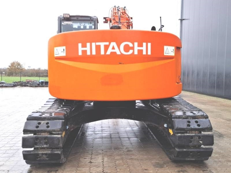 Pásové rýpadlo Hitachi ZX 225 USLC-3: obrázek 6