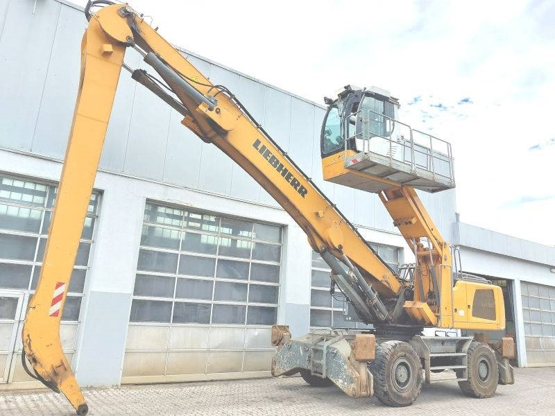 Liebherr LH 50 - Překládkové rypadlo: obrázek 2 Liebherr LH 50 - Překládkové rypadlo: obrázek 2
