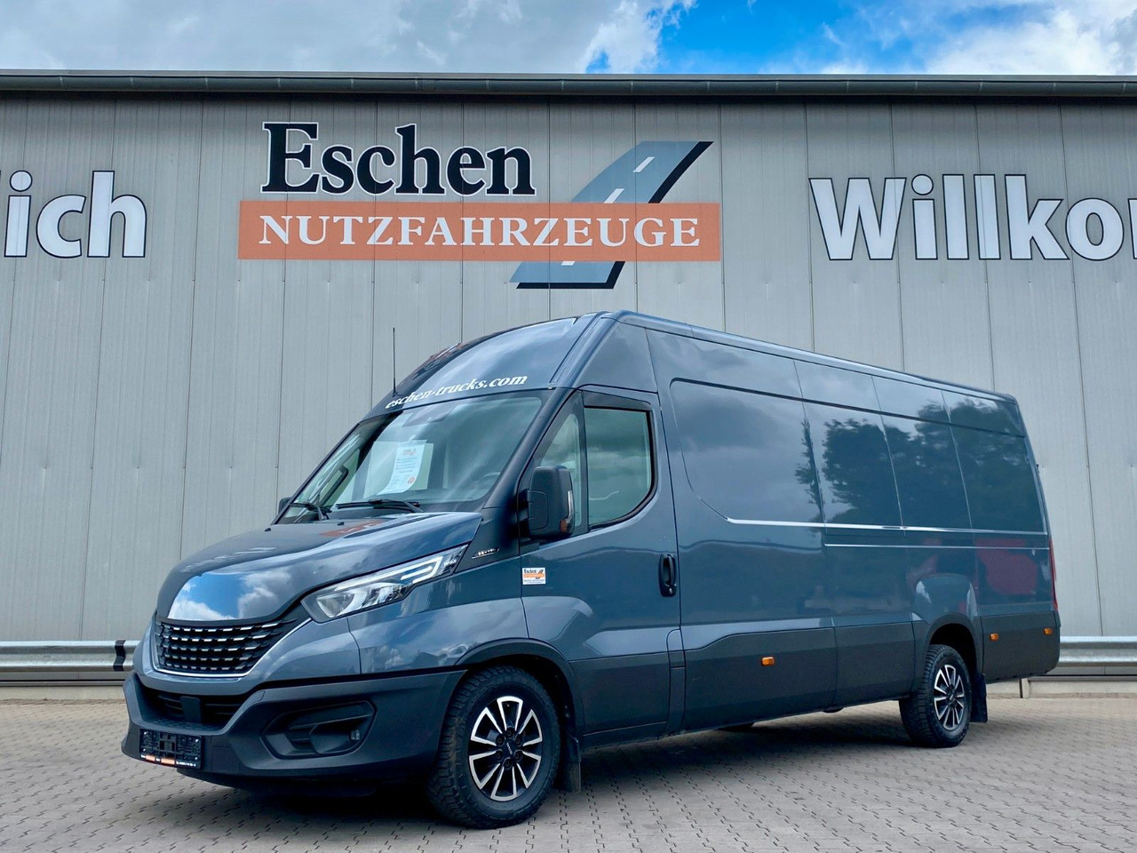 Iveco 35 S 16 Daily | Schiebetür*Kamera*Navi*AC*1.Hand - Mikrobus: obrázek 1 Iveco 35 S 16 Daily | Schiebetür*Kamera*Navi*AC*1.Hand - Mikrobus: obrázek 1