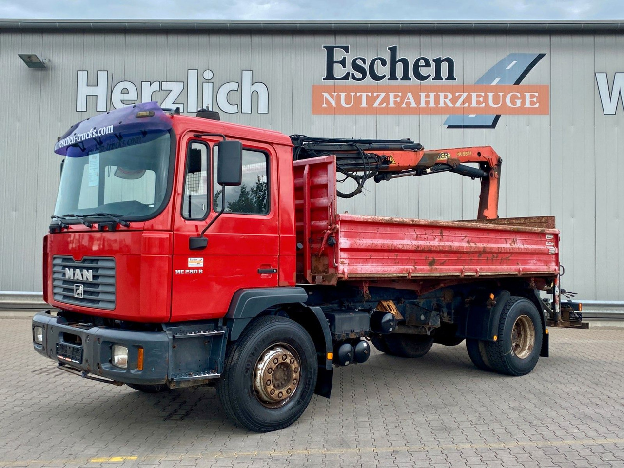 MAN 18.285 MC | Palfinger PK 9501*Blatt*2x AHK+Oel - Sklápěč, Auto s hydraulickou rukou: obrázek 2 MAN 18.285 MC | Palfinger PK 9501*Blatt*2x AHK+Oel - Sklápěč, Auto s hydraulickou rukou: obrázek 2