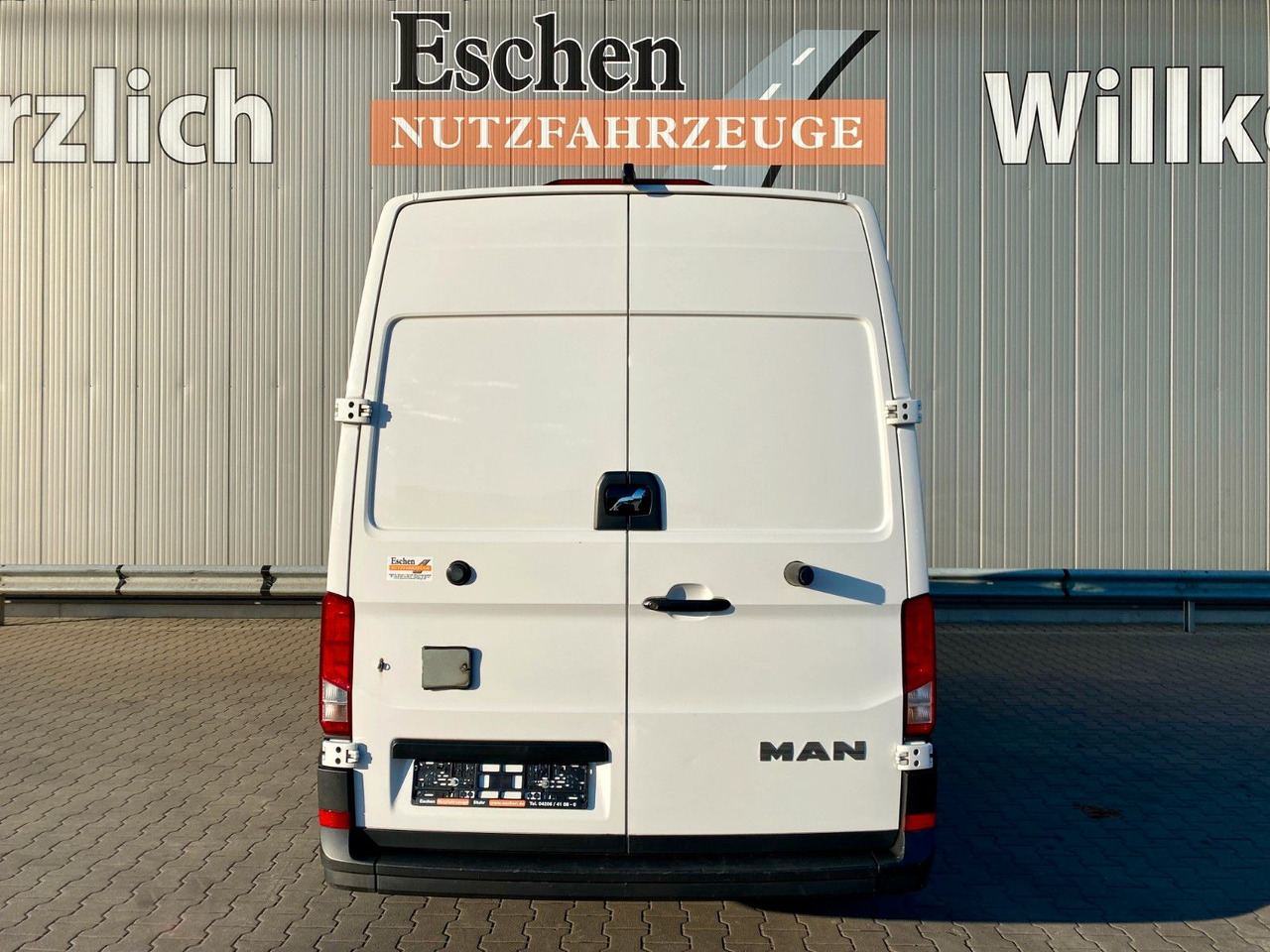 MAN TGE 3.140 | Seitentür*3x Sitze*Navi*Kamera*AC - Furgon: obrázek 4 MAN TGE 3.140 | Seitentür*3x Sitze*Navi*Kamera*AC - Furgon: obrázek 4