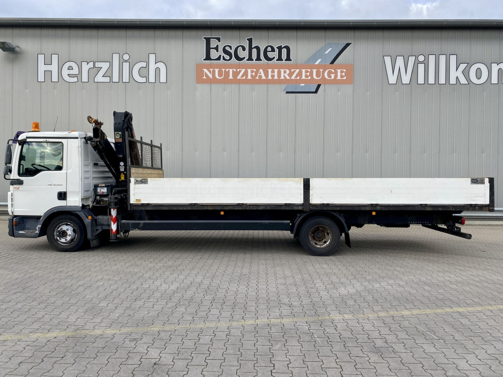 MAN TGL 12.220 4x2 BL / HIAB Faltkran - Nákladní automobil valníkový/ Plošinový, Auto s hydraulickou rukou: obrázek 2 MAN TGL 12.220 4x2 BL / HIAB Faltkran - Nákladní automobil valníkový/ Plošinový, Auto s hydraulickou rukou: obrázek 2