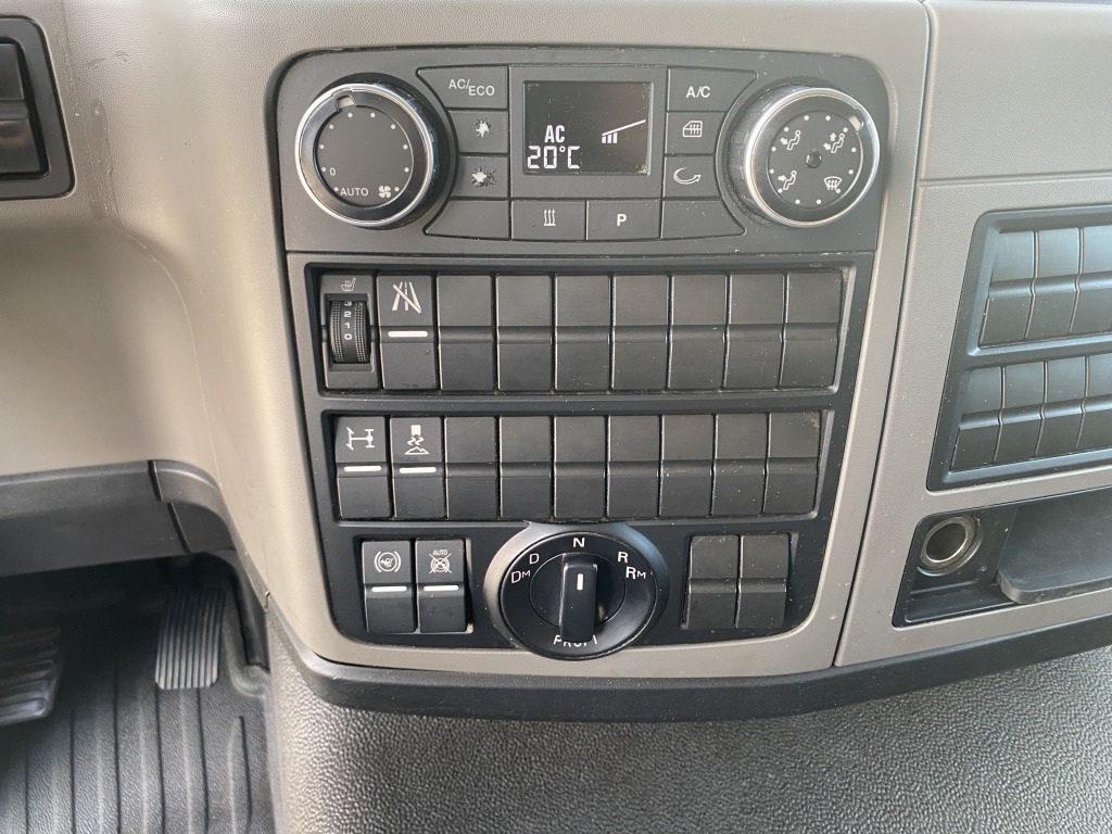 Plachtový nákladní auto MAN TGL 12.250 4x2 BL: obrázek 15