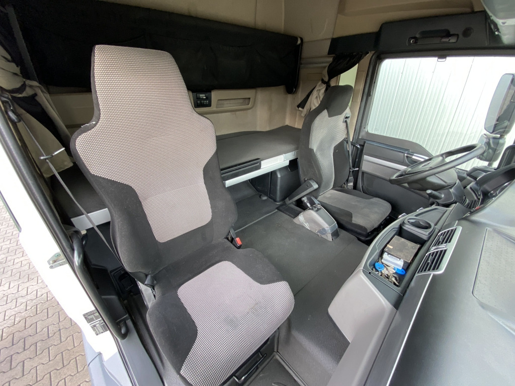 Plachtový nákladní auto MAN TGL 12.250 4x2 BL: obrázek 14 Plachtový nákladní auto MAN TGL 12.250 4x2 BL: obrázek 14