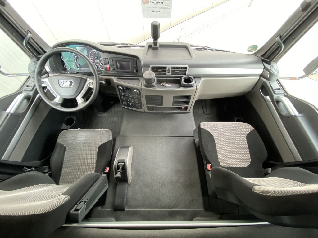 Plachtový nákladní auto MAN TGL 12.250 4x2 BL: obrázek 7