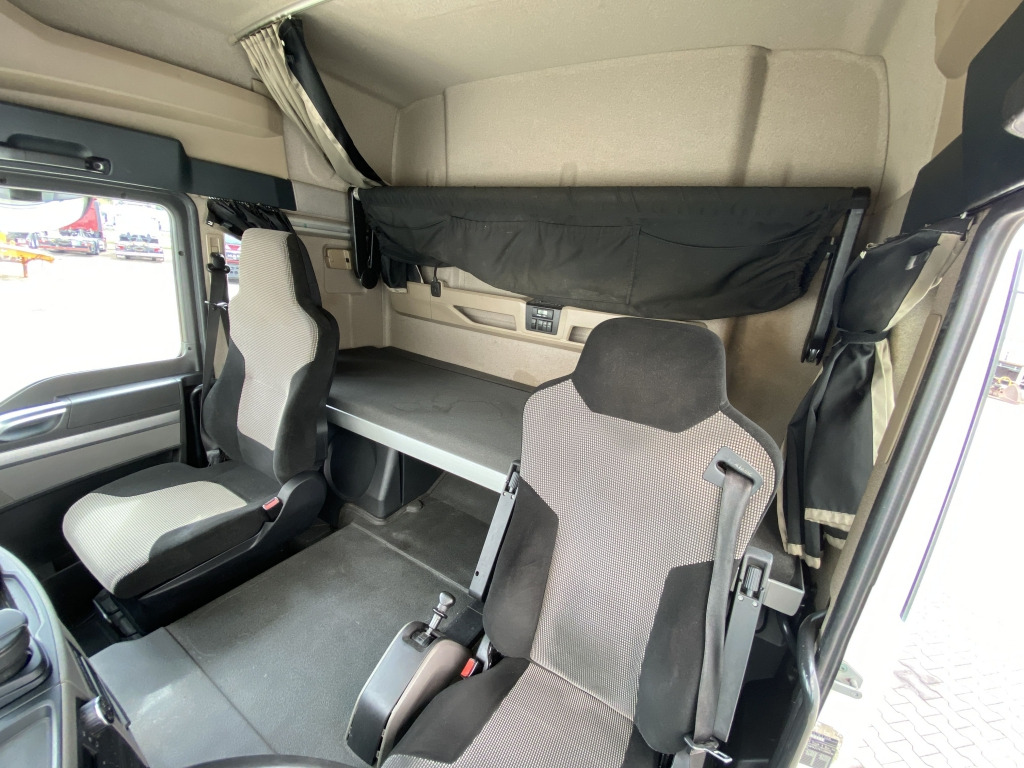 MAN TGL 12.250 4x2 BL - Plachtový nákladní auto: obrázek 5 MAN TGL 12.250 4x2 BL - Plachtový nákladní auto: obrázek 5